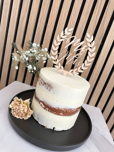 Wood Cake Topper Mr. & Mrs