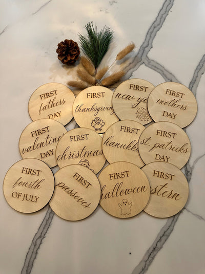 Wooden Monthly Baby Milestone Discs for Photography, Newborn Announcements & Shower Gifts