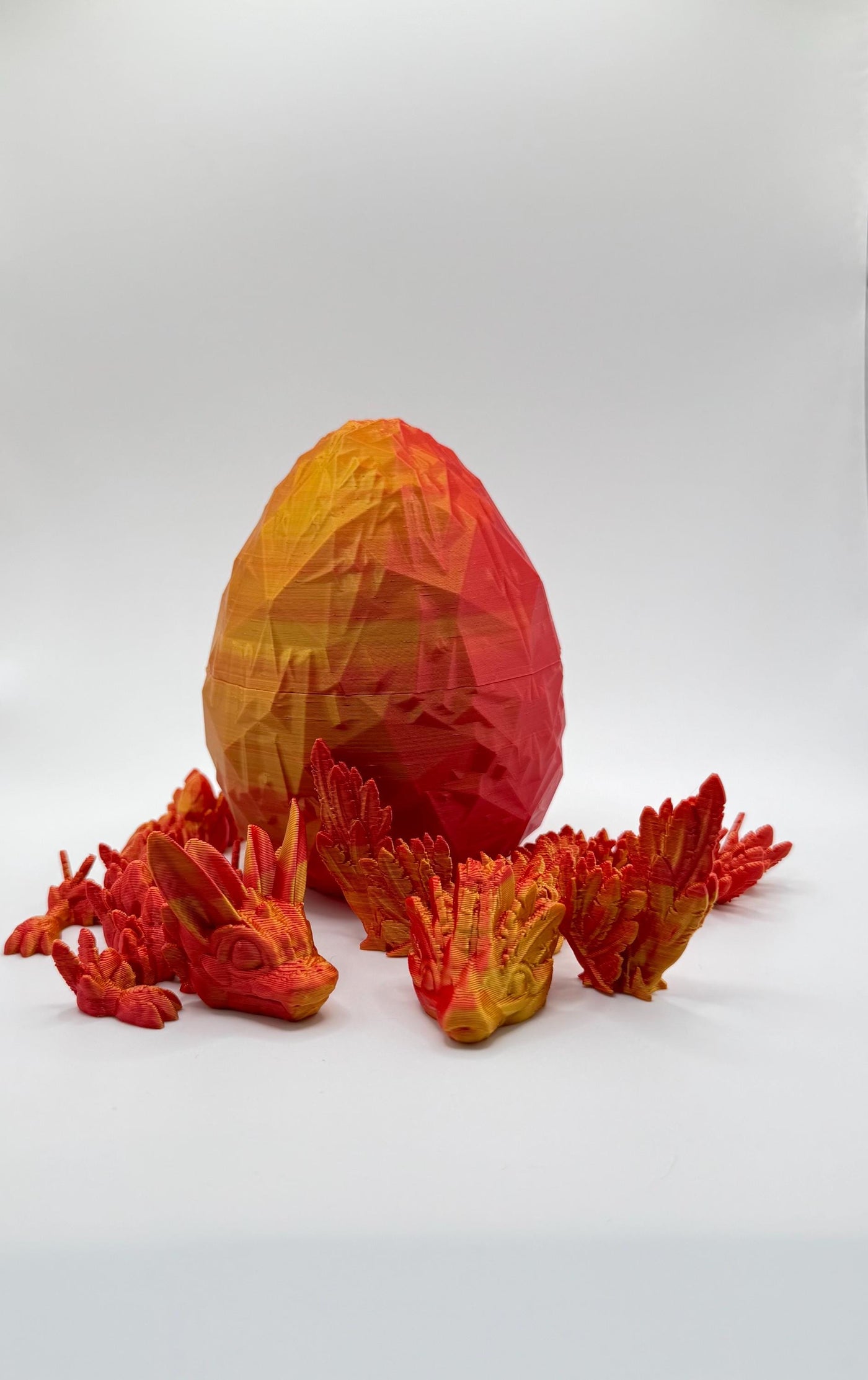 3D Printed Articulated Baby Dragon with Egg: Fantasy Toy, Collectible Decor, Unique Gift. Toddler Room Decor, Bookshelf and Desk Decor