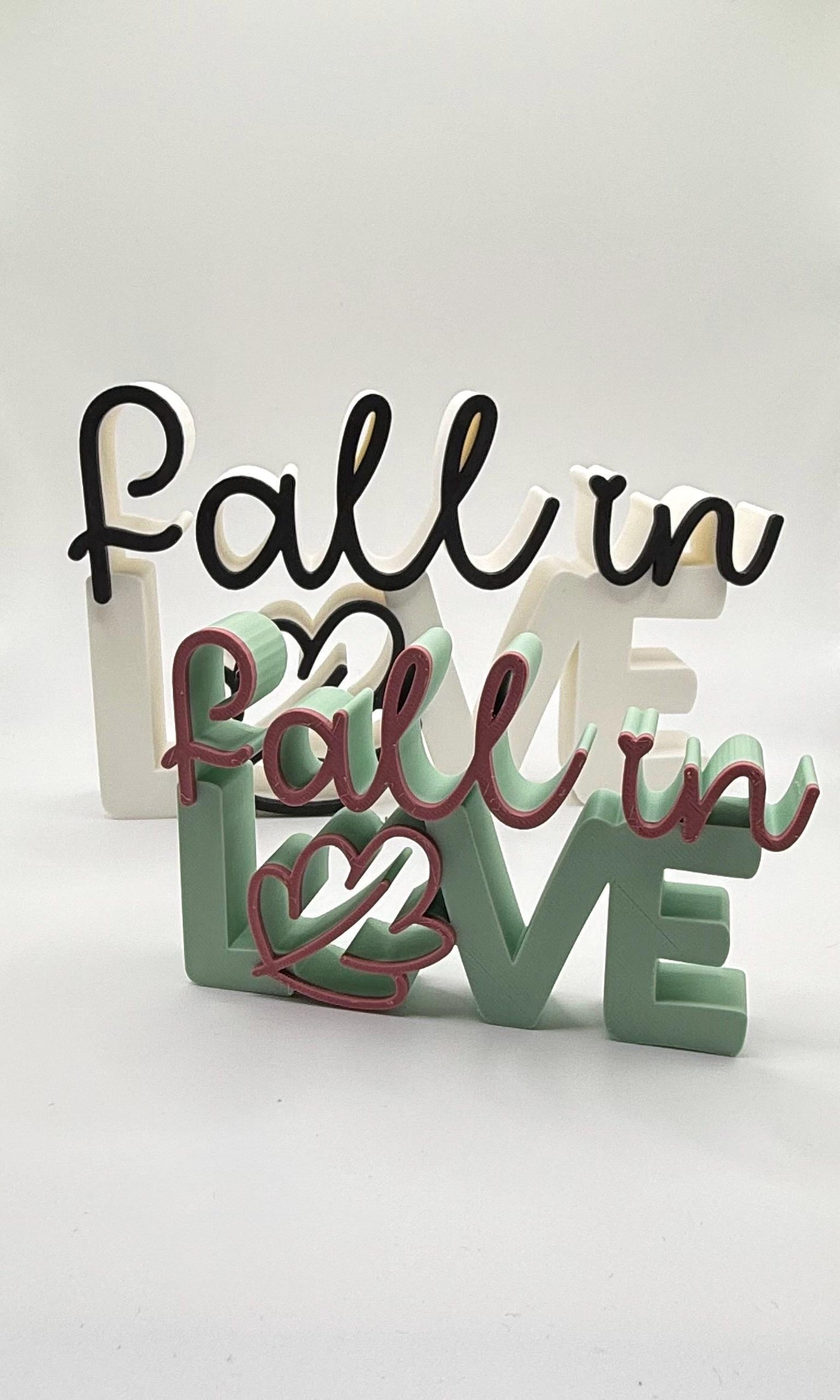 3D Printed “Fall in Love” Standing Sign – Modern Lettering Décor, Wedding Decoration & Romantic Home Accent Fall Decoration, Bookshelf decor
