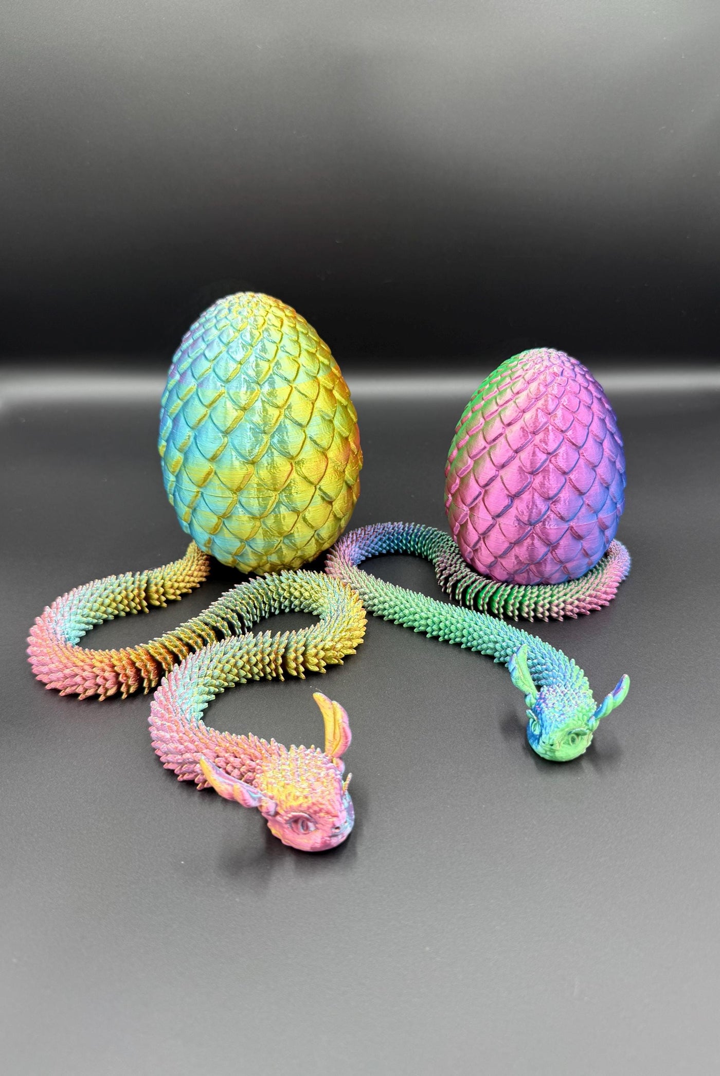 3D Printed Articulated Snake with Egg: Unique Sensory Toy, Bookshelf and Desk Decor, Birthday Gift, Toddlers Room Decor, Easter