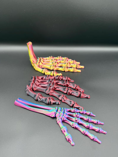 3D Printed Articulated Skeleton Hand Poseable Mythical Figurine, Halloween Desk Decor, Bookshelf Decor, Handmade Toy for Collectors & Gifts