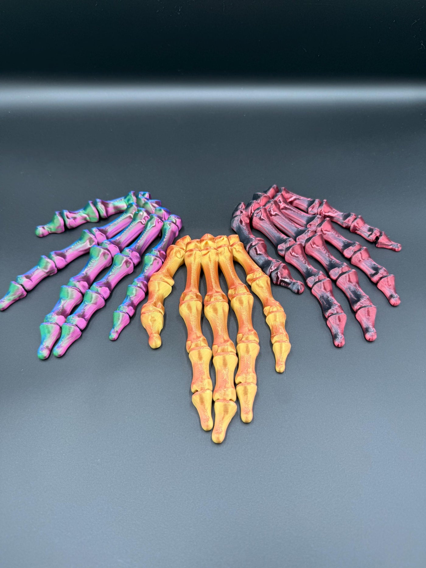 3D Printed Articulated Skeleton Hand Poseable Mythical Figurine, Halloween Desk Decor, Bookshelf Decor, Handmade Toy for Collectors & Gifts