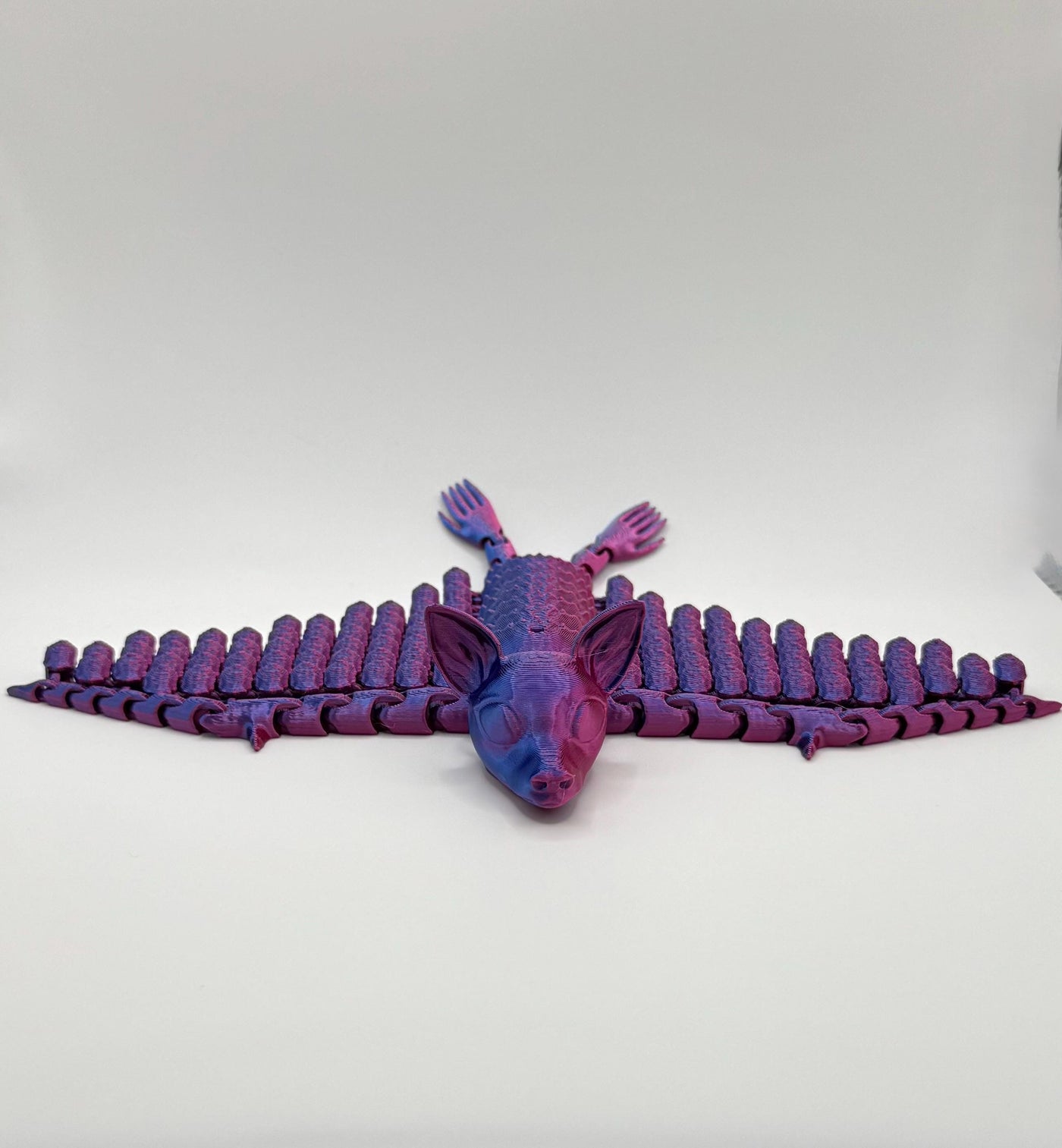 3D Printed Articulated Flexi Bat Poseable Fidget Toy, Flexible Bat Figurine, Spooky Halloween Decoration, Gothic Home Décor Bookshelf decor