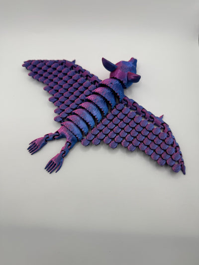 3D Printed Articulated Flexi Bat Poseable Fidget Toy, Flexible Bat Figurine, Spooky Halloween Decoration, Gothic Home Décor Bookshelf decor