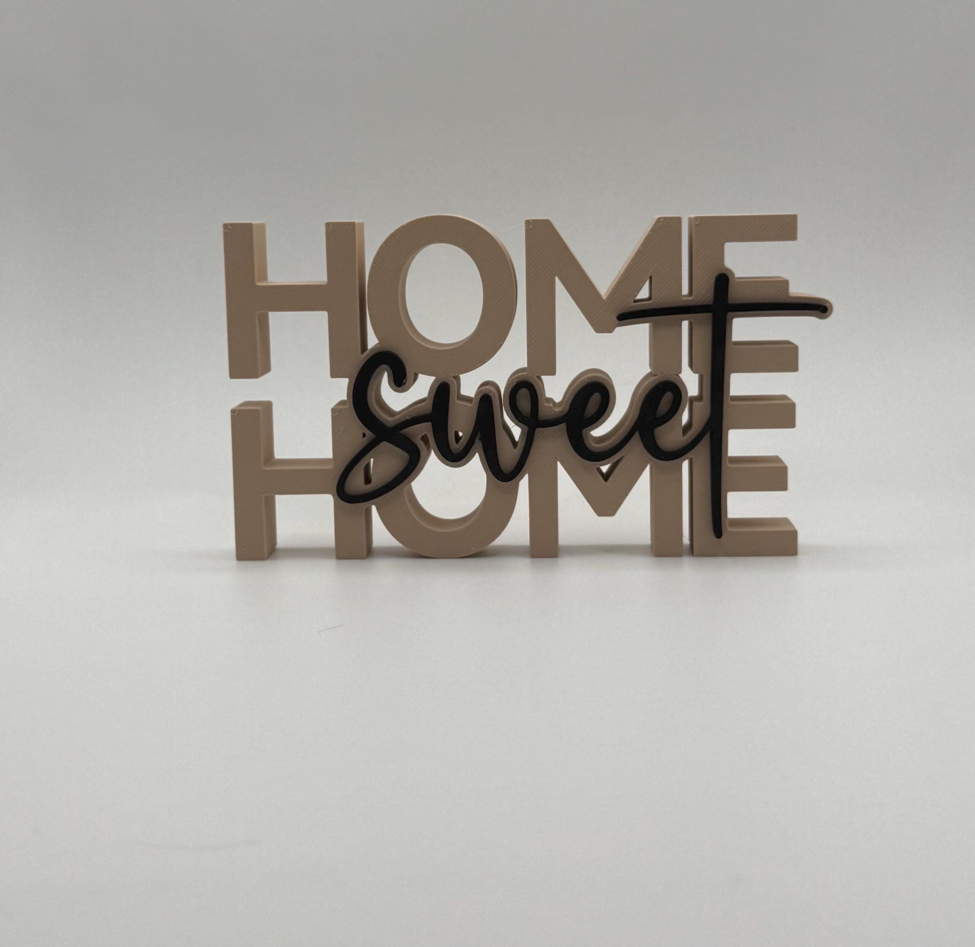 3D Printed “Home Sweet Home” Sign – Standing Lettering Décor, Modern Tabletop Word Art, Housewarming Gift & Eco-Friendly Home Decoration