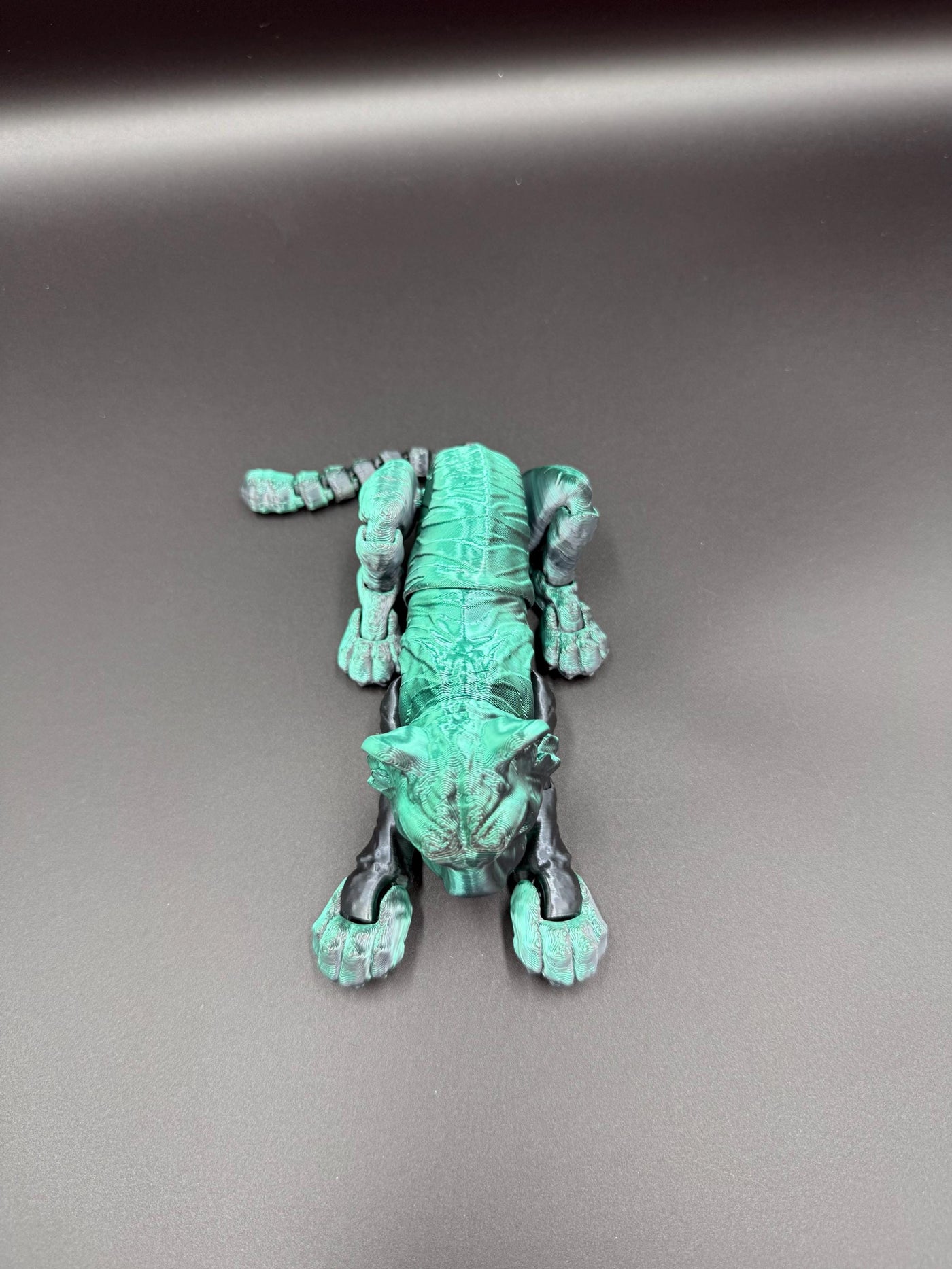 3D Printed Articulated Tiger – Poseable Fidget Toy, Fantasy Animal Figurine, Sensory Desk Toy, Bookshelf Decor & Unique Birthday Gift