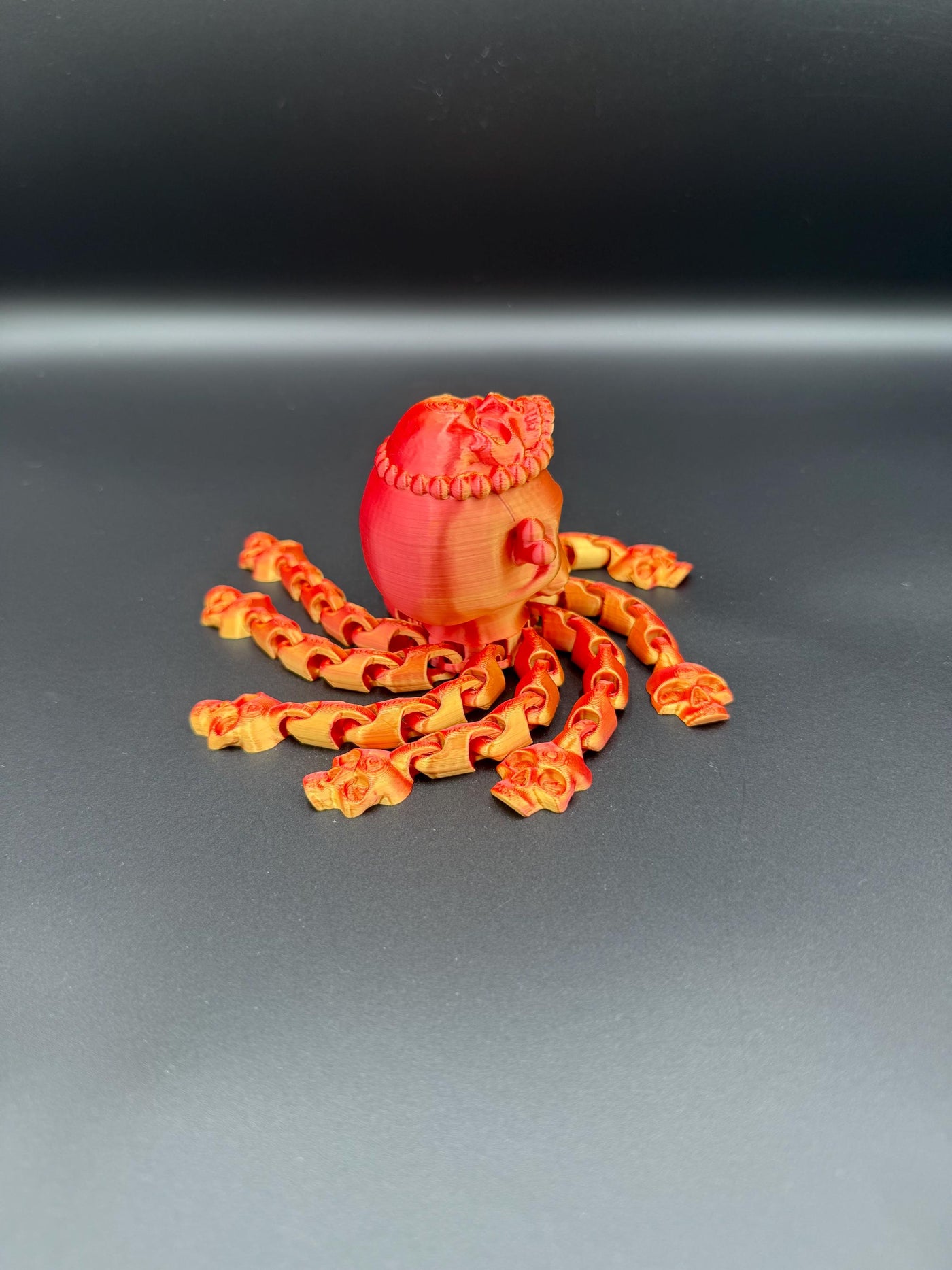 3D Printed Articulated Octopus Skull – Unique Poseable Figurine, Desk Toy & Gothic Home Décor, Bookshelf decor, desk toy, Halloween Decor