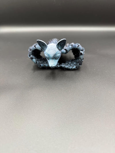 3D Printed Articulated Flexi Bat – Poseable Fidget Toy Flexible Bat Figurine Spooky Halloween Decoration Gothic Home Décor Creepy Cute Gift