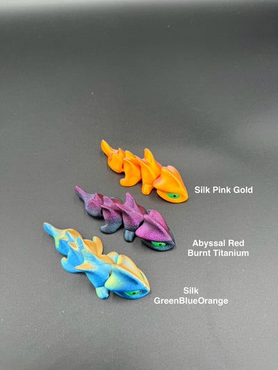 3D Printed Articulated Green Eye Dragon Flexible Fantasy Figurine Dragon Fidget Toy Mythical Creature Collectible Gift for Dragon Love