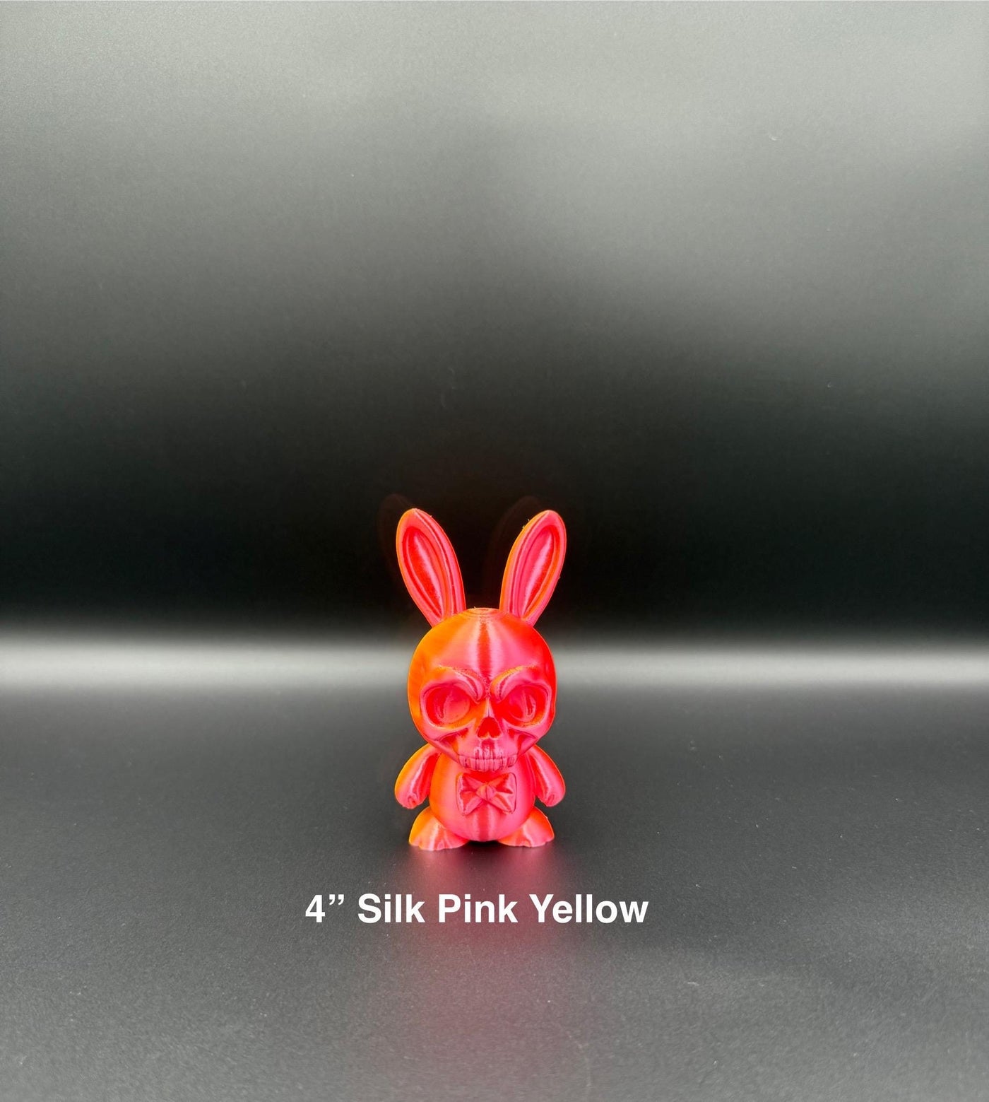 3D Printed Skull Bunny Figurine – Gothic Bunny Statue, Creepy Cute Desk Decor, Spooky Halloween Collectible, Unique Gift for Rabbit Lovers