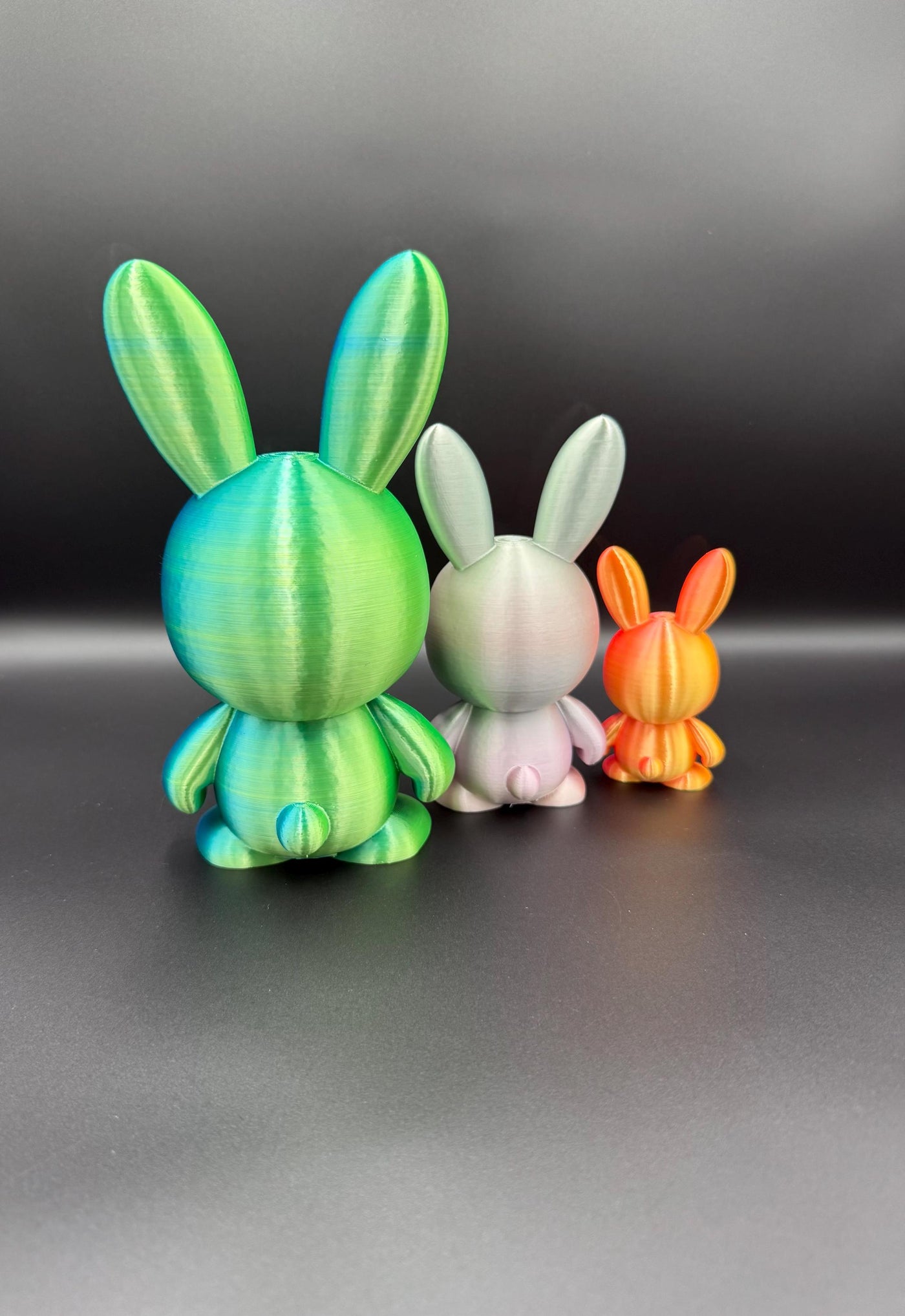 3D Printed Skull Bunny Figurine – Gothic Bunny Statue, Creepy Cute Desk Decor, Spooky Halloween Collectible, Unique Gift for Rabbit Lovers