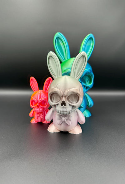 3D Printed Skull Bunny Figurine – Gothic Bunny Statue, Creepy Cute Desk Decor, Spooky Halloween Collectible, Unique Gift for Rabbit Lovers