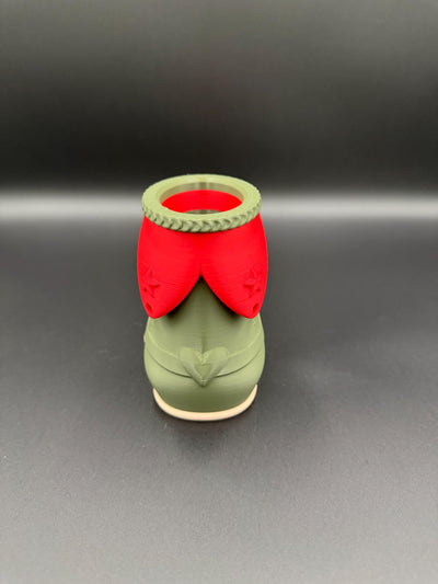 3D Printed Santa’s Helper Elf Shoe House & Elf Shoe Decor Christmas Shelf Display North Pole Village Festive Home Decoration