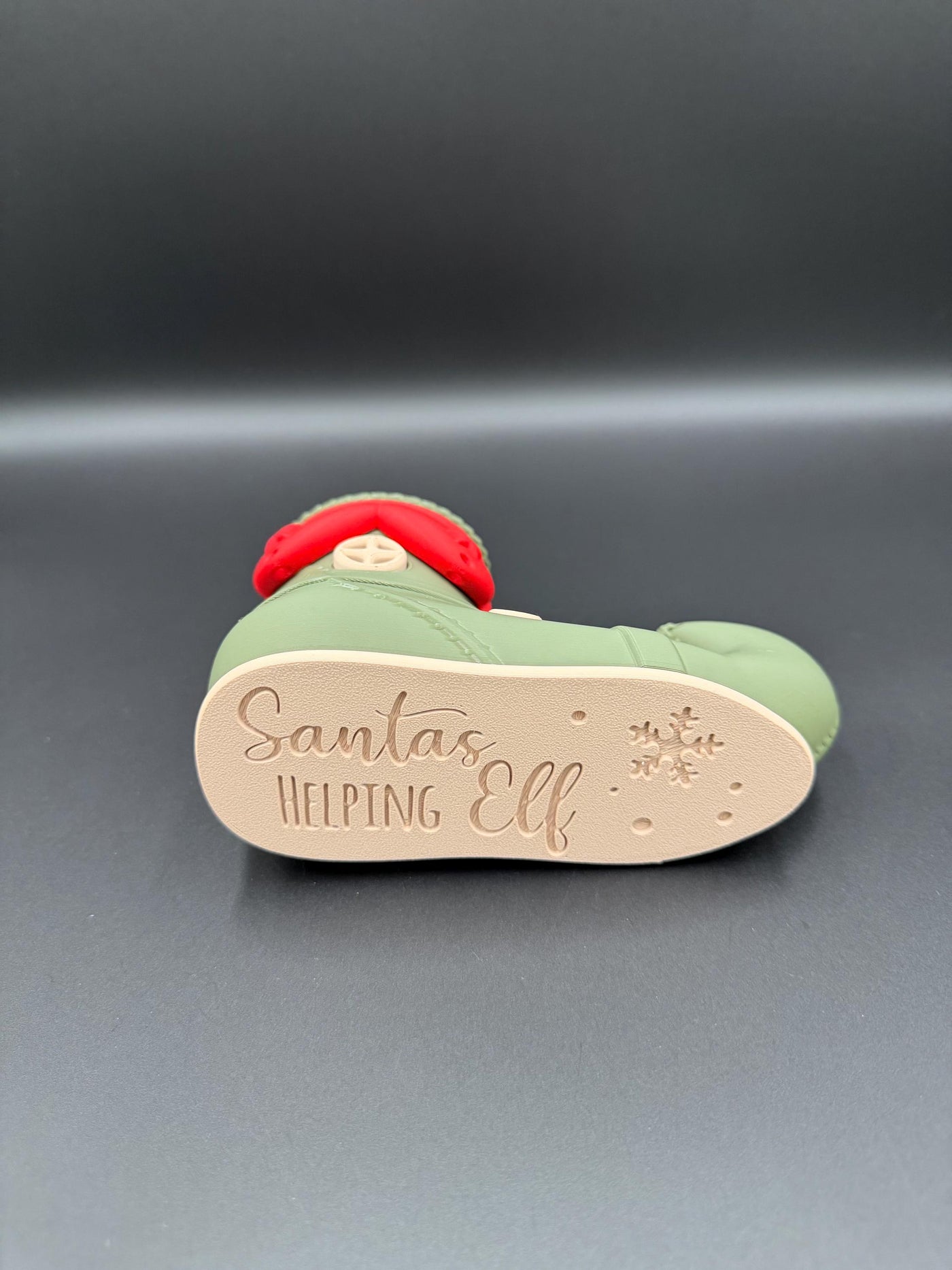 3D Printed Santa’s Helper Elf Shoe House & Elf Shoe Decor Christmas Shelf Display North Pole Village Festive Home Decoration