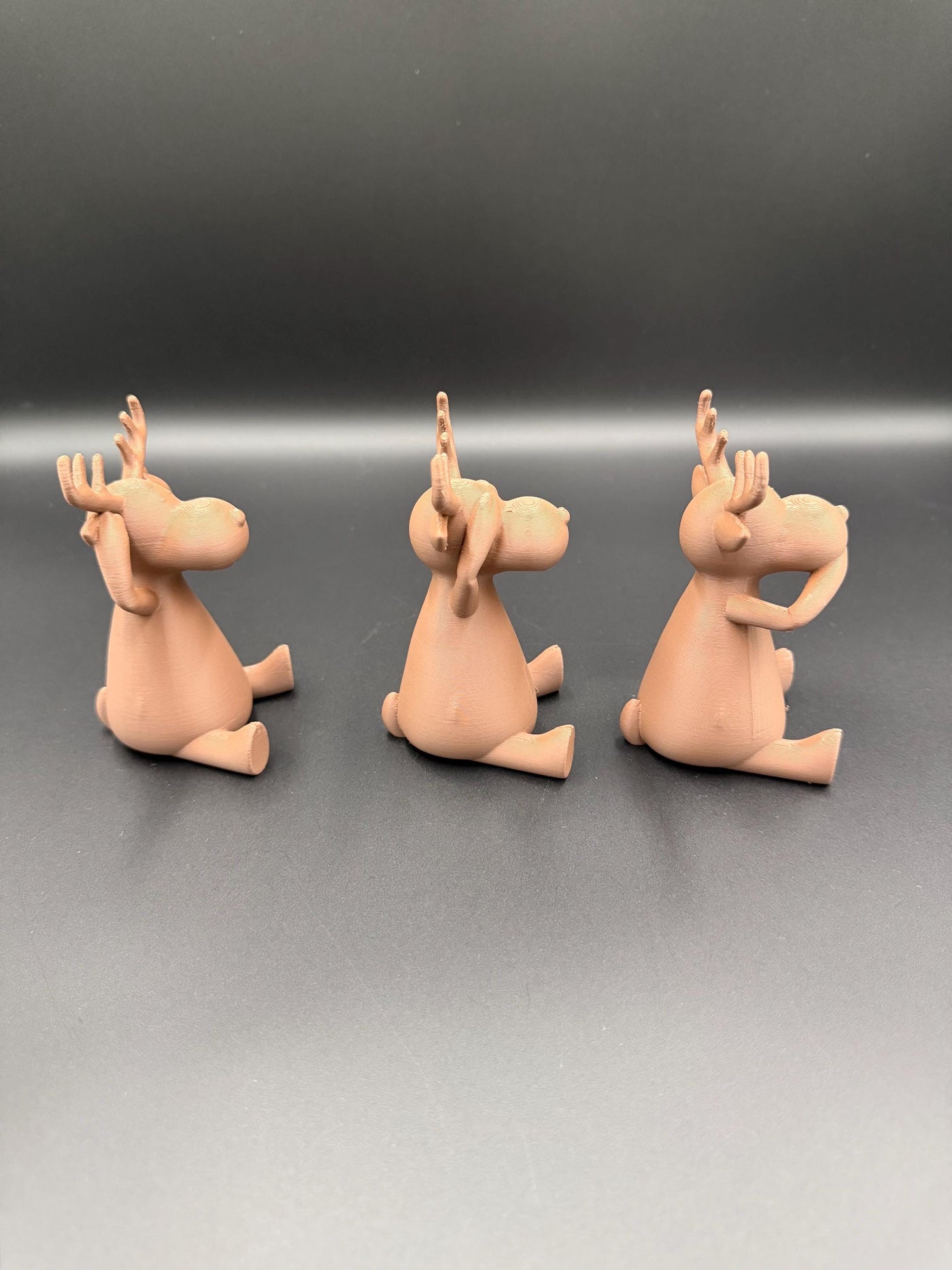 3D Printed Reindeer Trio See No Evil Speak No Evil Hear No Evil Christmas Figurines Cute Holiday Shelf Decor Reindeer Decoration Set
