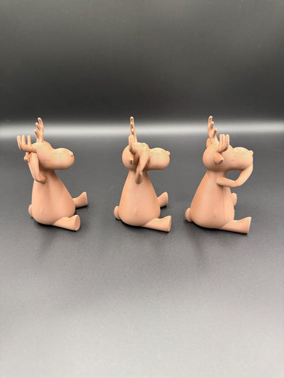 3D Printed Reindeer Trio See No Evil Speak No Evil Hear No Evil Christmas Figurines Cute Holiday Shelf Decor Reindeer Decoration Set