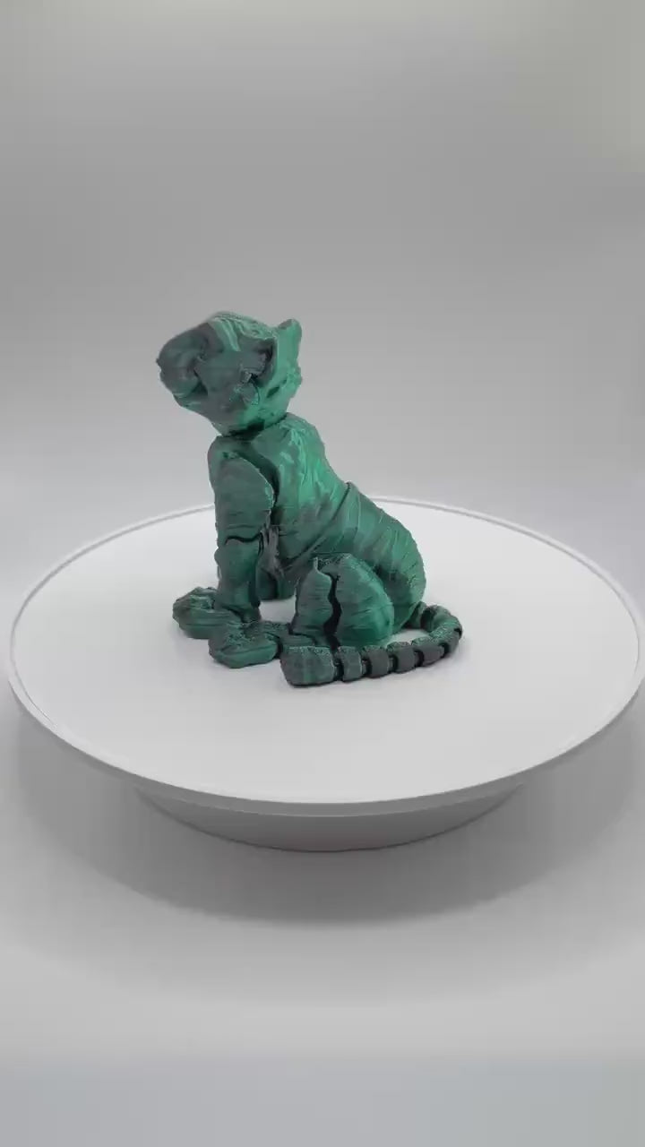 3D Printed Articulated Tiger: Sensory Fidget ToyFantasy Collectible Toddler Room Decor Birthday Gift, Bookshelf and Desk Decor Easter Gift